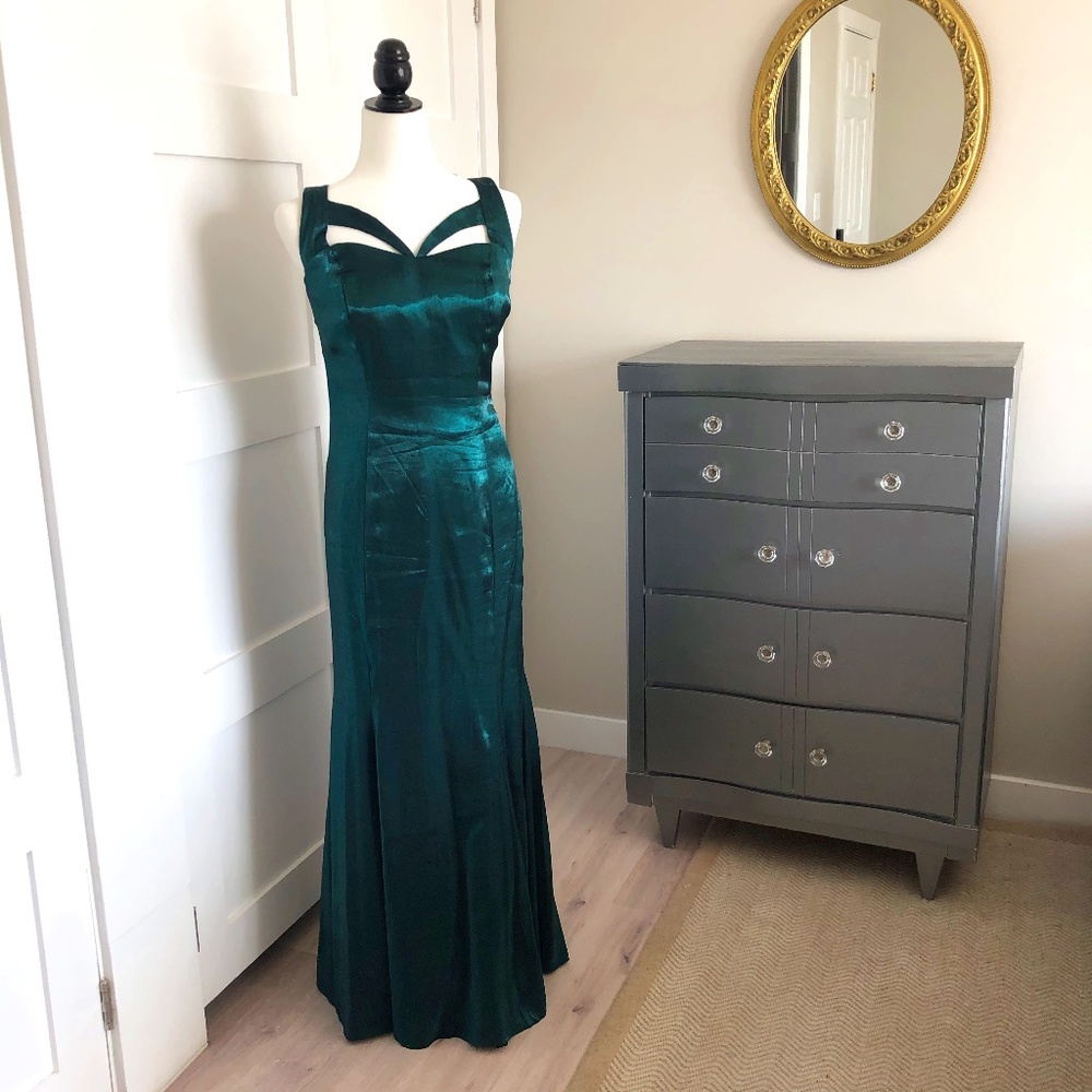 Long retro Prom/Evening/bridesmaid dress